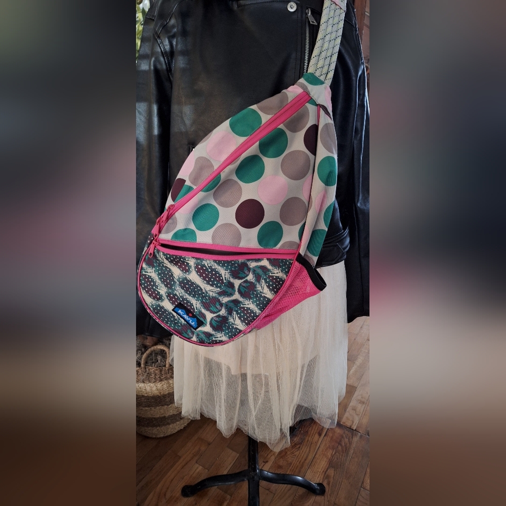 KAVU crossbody bag
